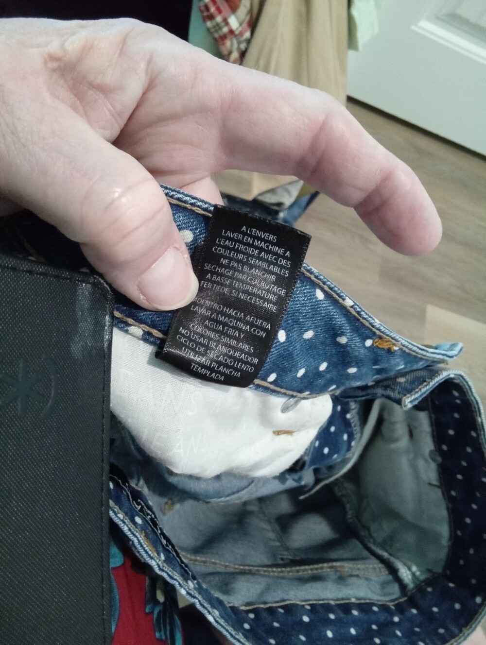 Max Jeans - Picture 9 of 11